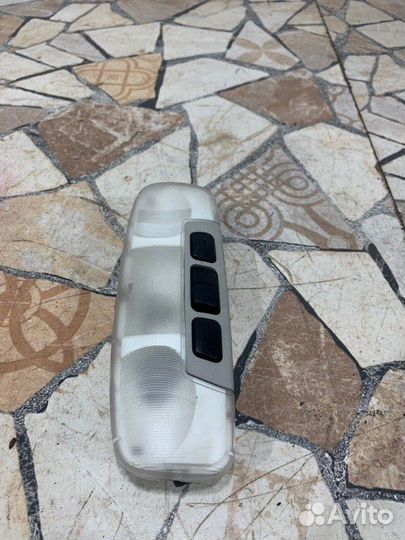 Плафон подсветки салона Ford Fusion хэтчбэк 1.4