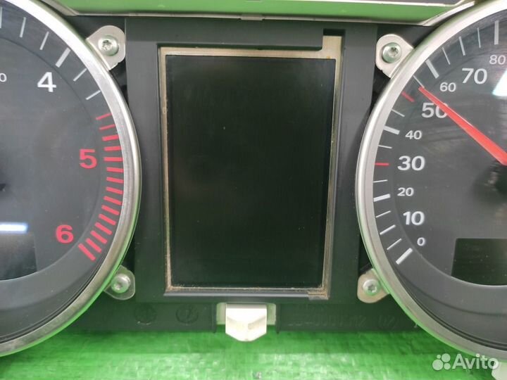 Панель приборов Audi Q7