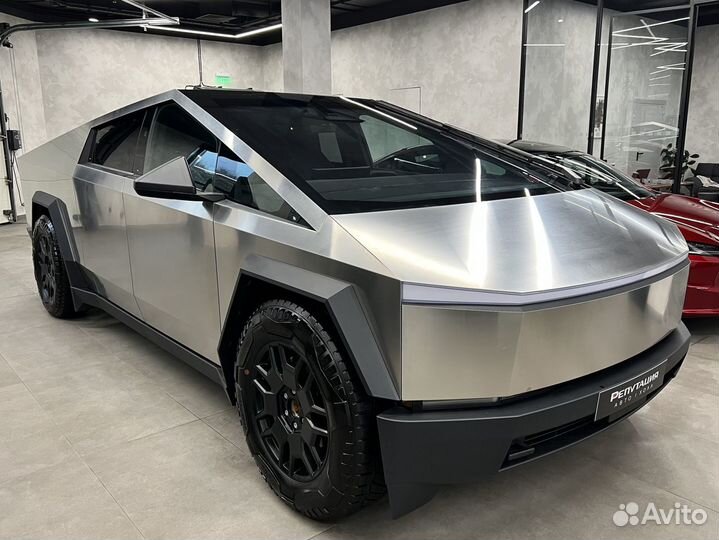 Tesla Cybertruck AT, 2024, 10 км