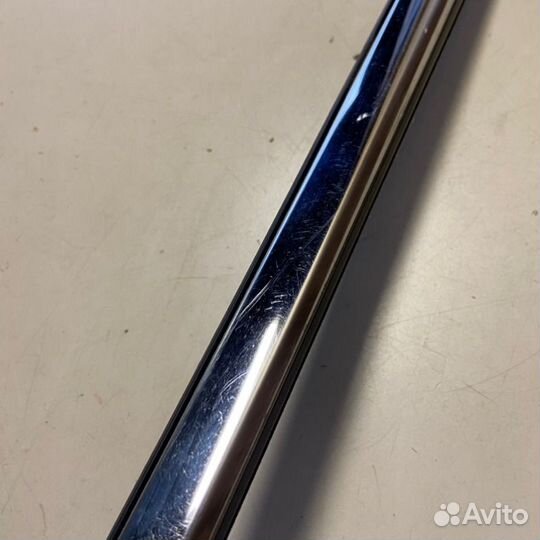 Молдинг стекла передний правый Geely Monjaro