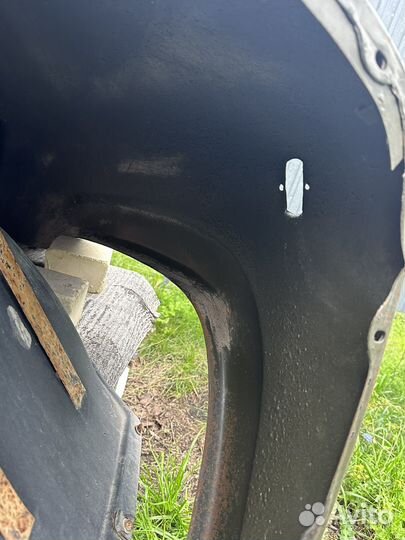 Переднее левое крыло на ЗИЛ