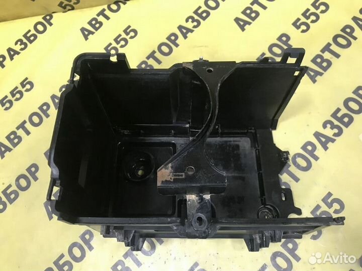 Корпус аккумулятора Mazda 3 BK