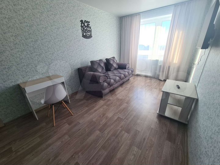2-к. квартира, 56 м², 4/17 эт.