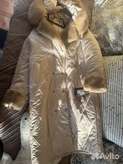 Пуховик женский