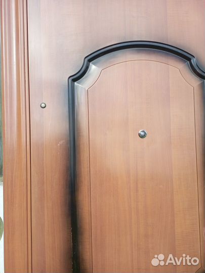 Металлическая дверь бу 860 2050