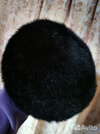 Берет женский норковый