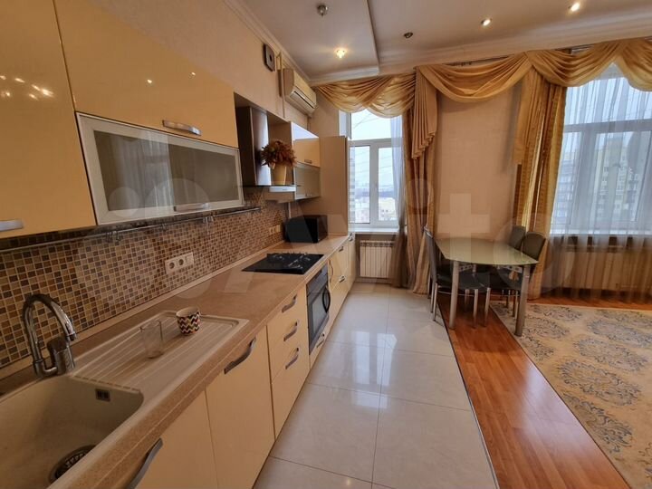 2-к. квартира, 70 м², 7/9 эт.