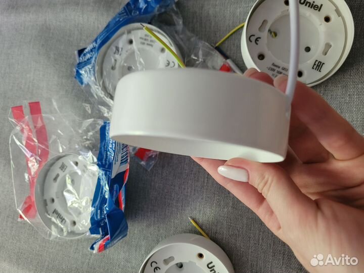 Светильник точечный накладной