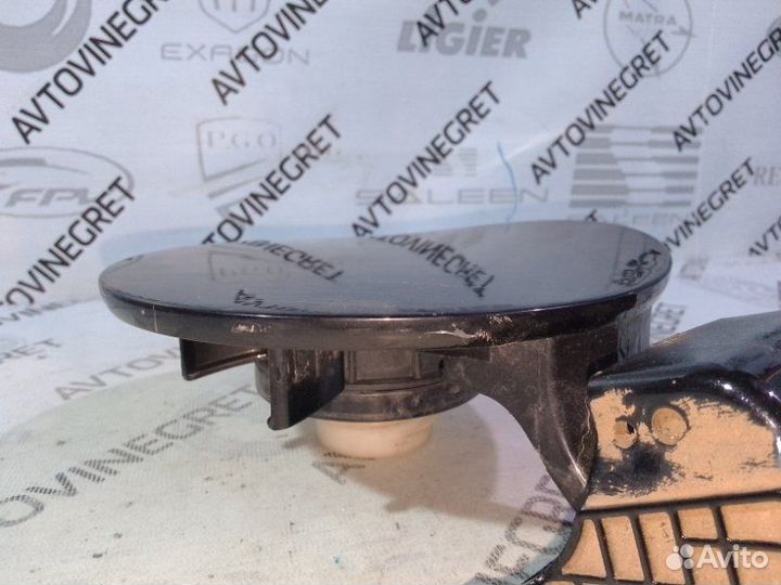 Лючок бензобака Kia Sportage 3 SL