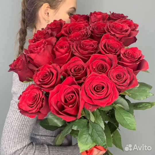 Шикарная красная роза