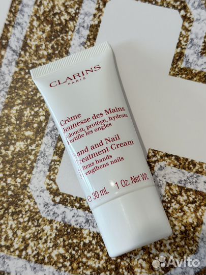 Clarins 30ml Крем для рук с маслом Карите