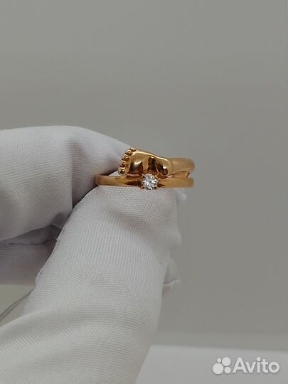Золотое кольцо с фианитом 15р