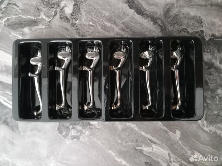 Подставки новые