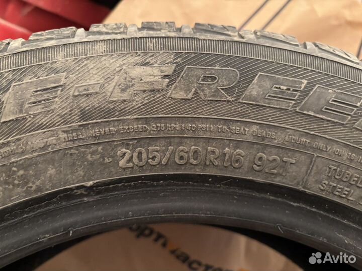 Toyo Observe Ice-Freezer 205/60 R16