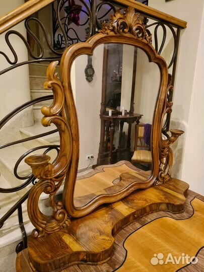 Антикварный туалетный стол 18-й век