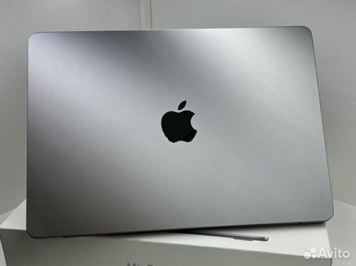 Apple MacBook Air 13 m2/8/256/15цик gray