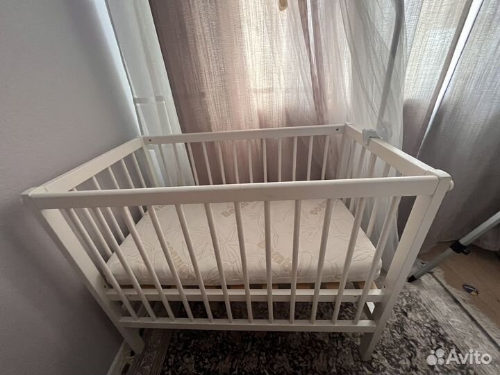 Детская приставная кроватка до года