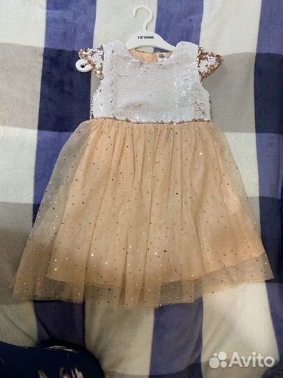 Платье праздничное 122