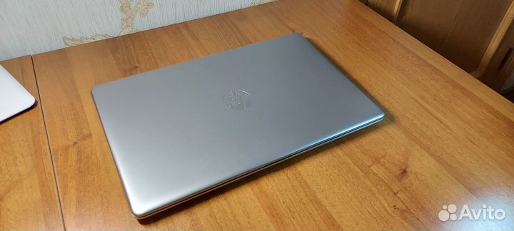 15.6'' HP 250 G6, 256гб, Core i5-7200U, RAM 8гб