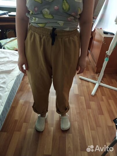 Джинсы женские размер 52.54