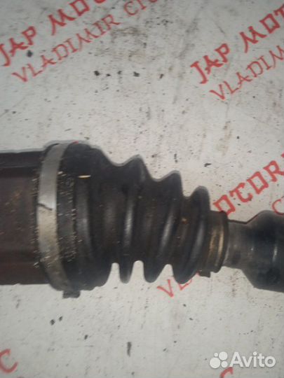 Привод передний правый Volkswagen Golf 5 BVY 2006