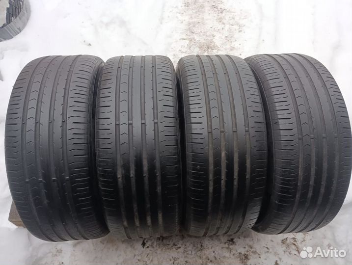 Continental ContiPremiumContact 5 235/55 R17 99V