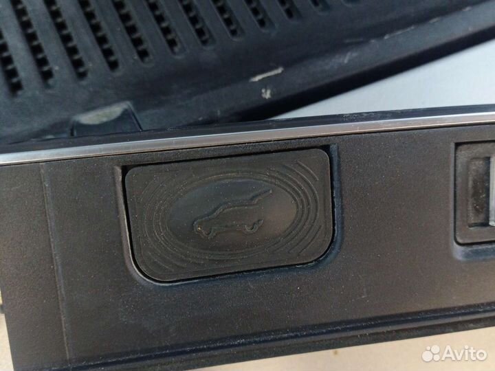 Кнопка открывания багажника джили кулрей