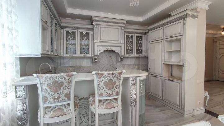 3-к. квартира, 154 м², 13/15 эт.