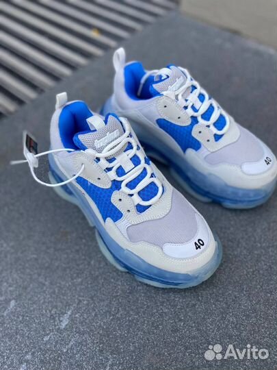 Кроссовки balenciaga triple s женские