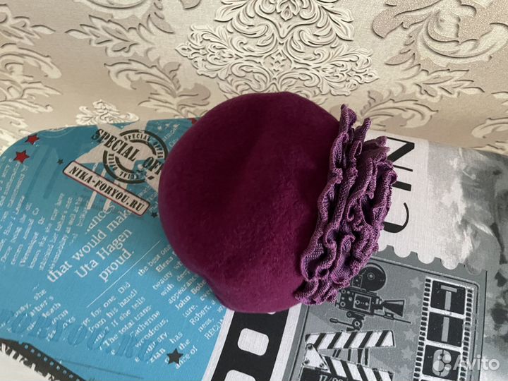 Шапка из шерсти женская