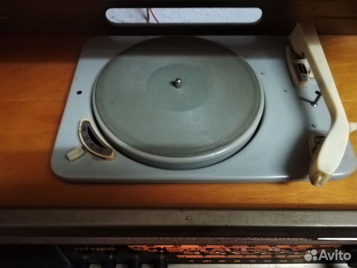 Радиола VEF radio