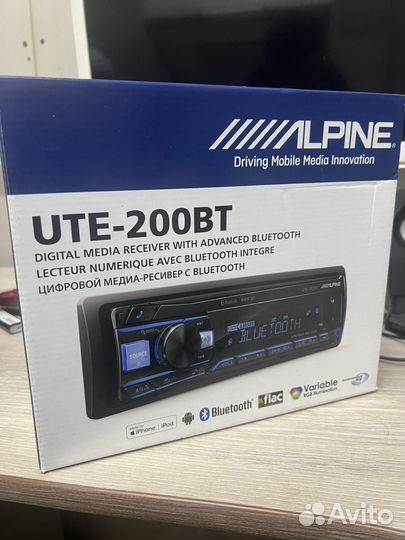 Магнитофон alpine 200BT