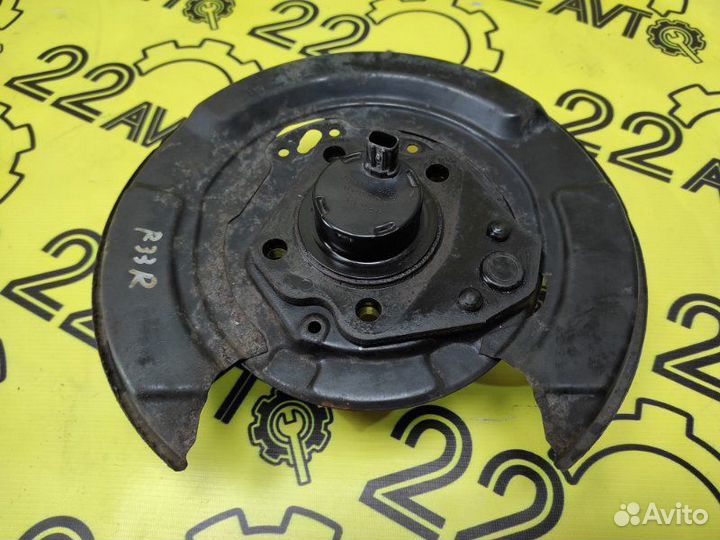 Ступица задняя правая Toyota Harrier MCU30 1mzfe