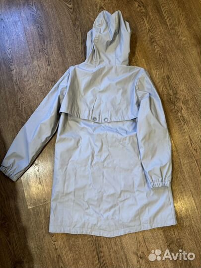 Ветровка женская