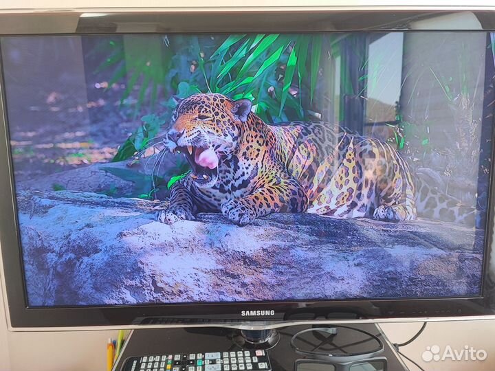 Телевизор Samsung ue32d6100sw+3d очки