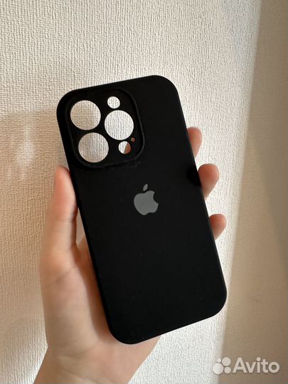 Чехлы на телефон iPhone 14 pro