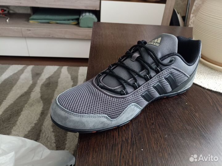 Кроссовки adidas doroga 46р