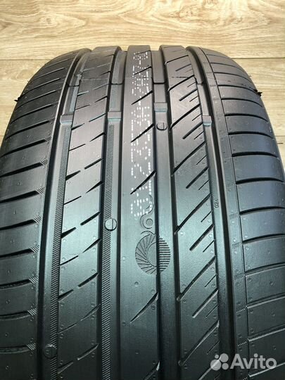 Westlake ZuperAce Z-007 255/45 R20