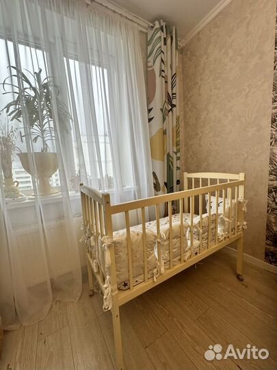 Детская кроватка для малыша