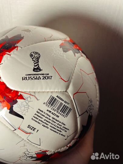 Футбольный мяч Fifa 2017 с подписью Дзюбы, шайба