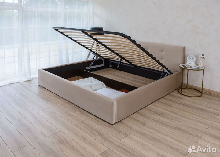 Кровать с подъёмным механизмом