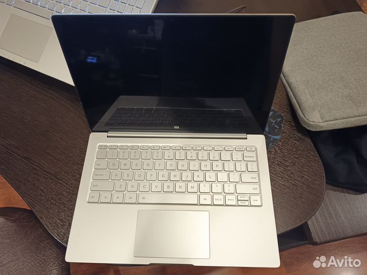 Xiaomi mi notebook air 13.3