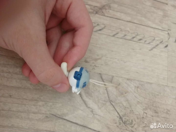 Киндер сюрприз брелки