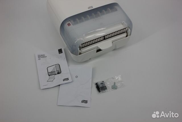 Диспенсер Tork H1 белый механический