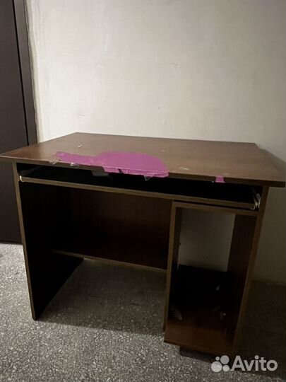 Компьютерный стол