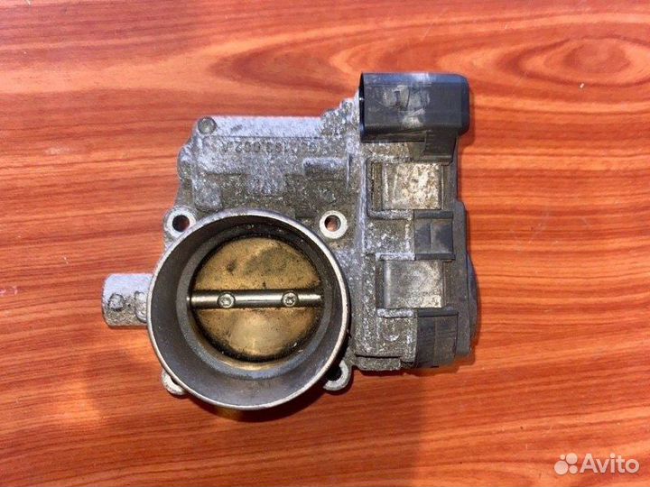 Дроссельная заслонка Skoda Octavia A5 BLF 2005