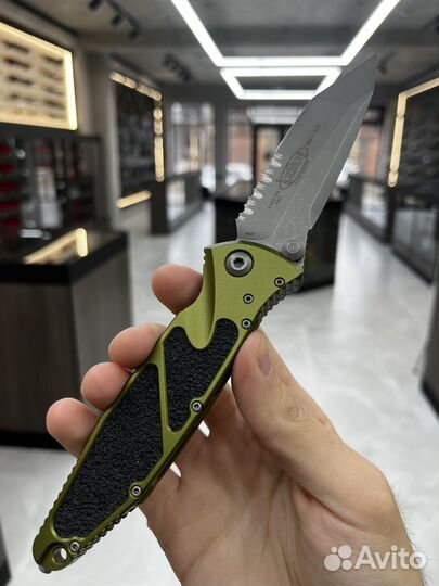 Microtech Socom Elite Green Part Serrated