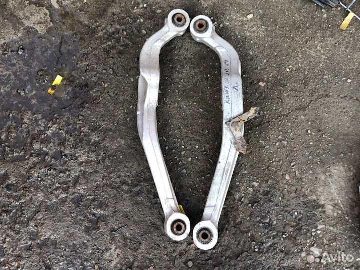 Рычаг задний левый верхний Nissan Qashqai J10