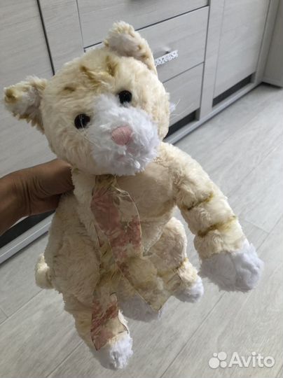 Плюшевый медведь