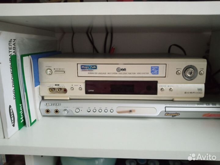 Видеомагнитофон